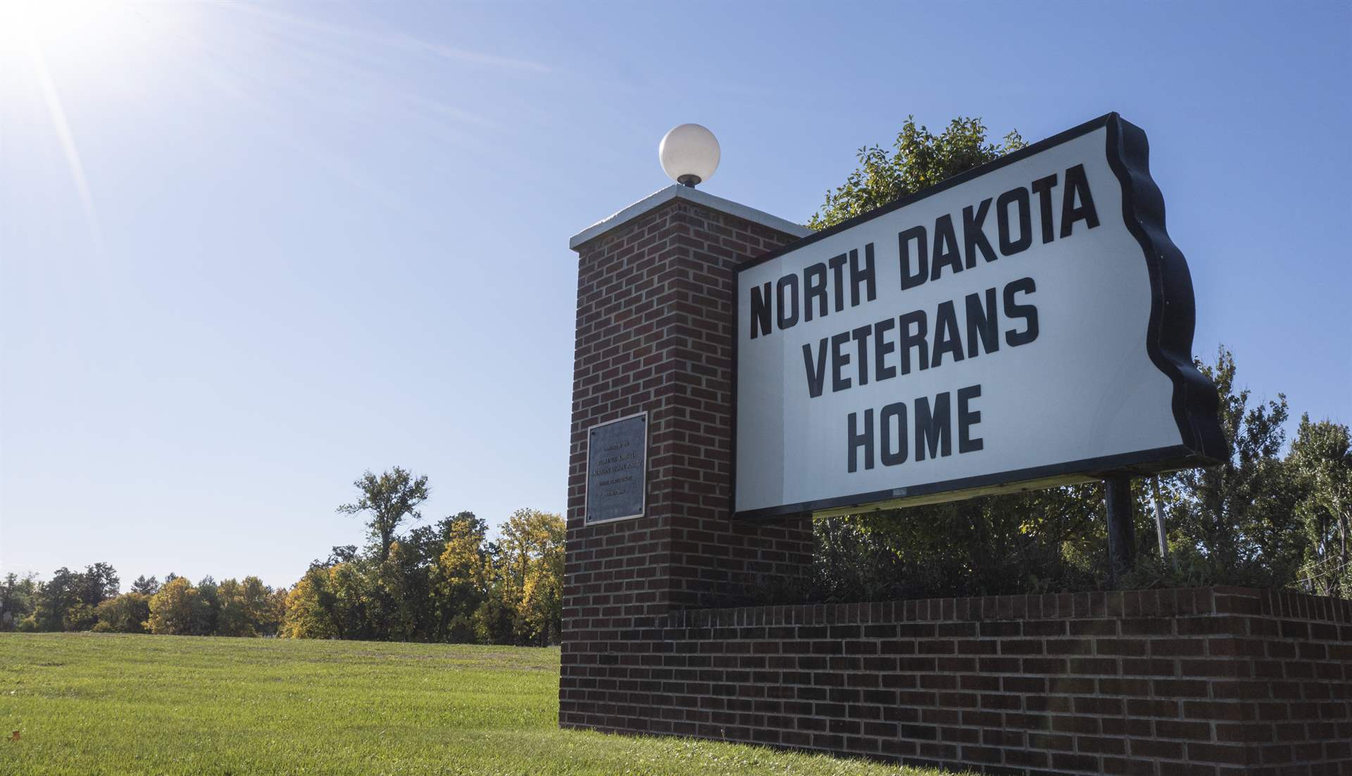 The sign for the North Dakota Veterans Home.